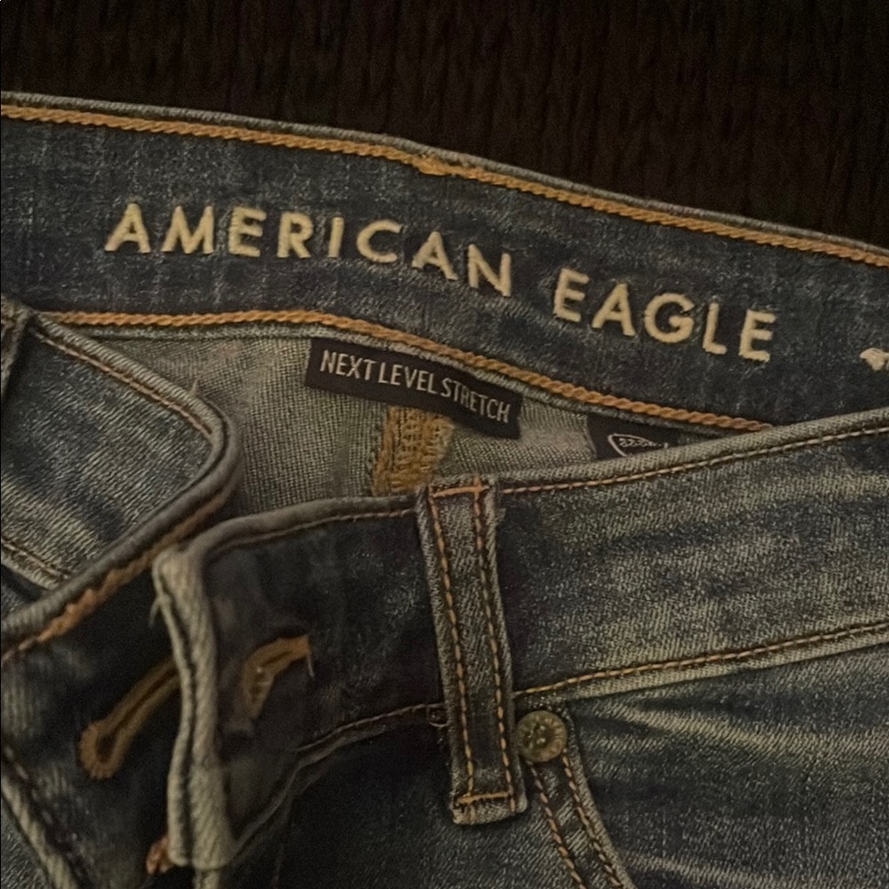 American Eagle Outfitters Blue Jean Shorts Frayed Hem - Picture 2 of 7